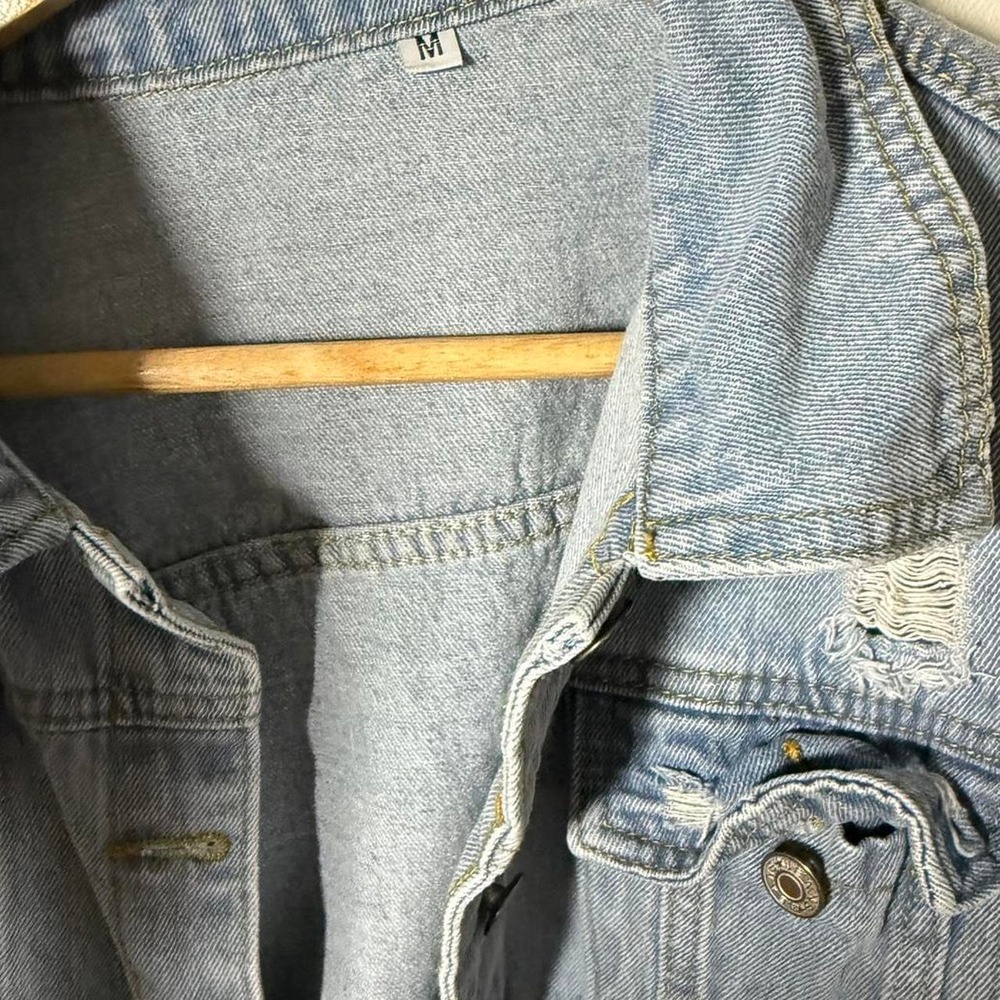 Y2K Distressed Light Wash Denim Jean Jacket Women's Medium - Picture 3 of 3